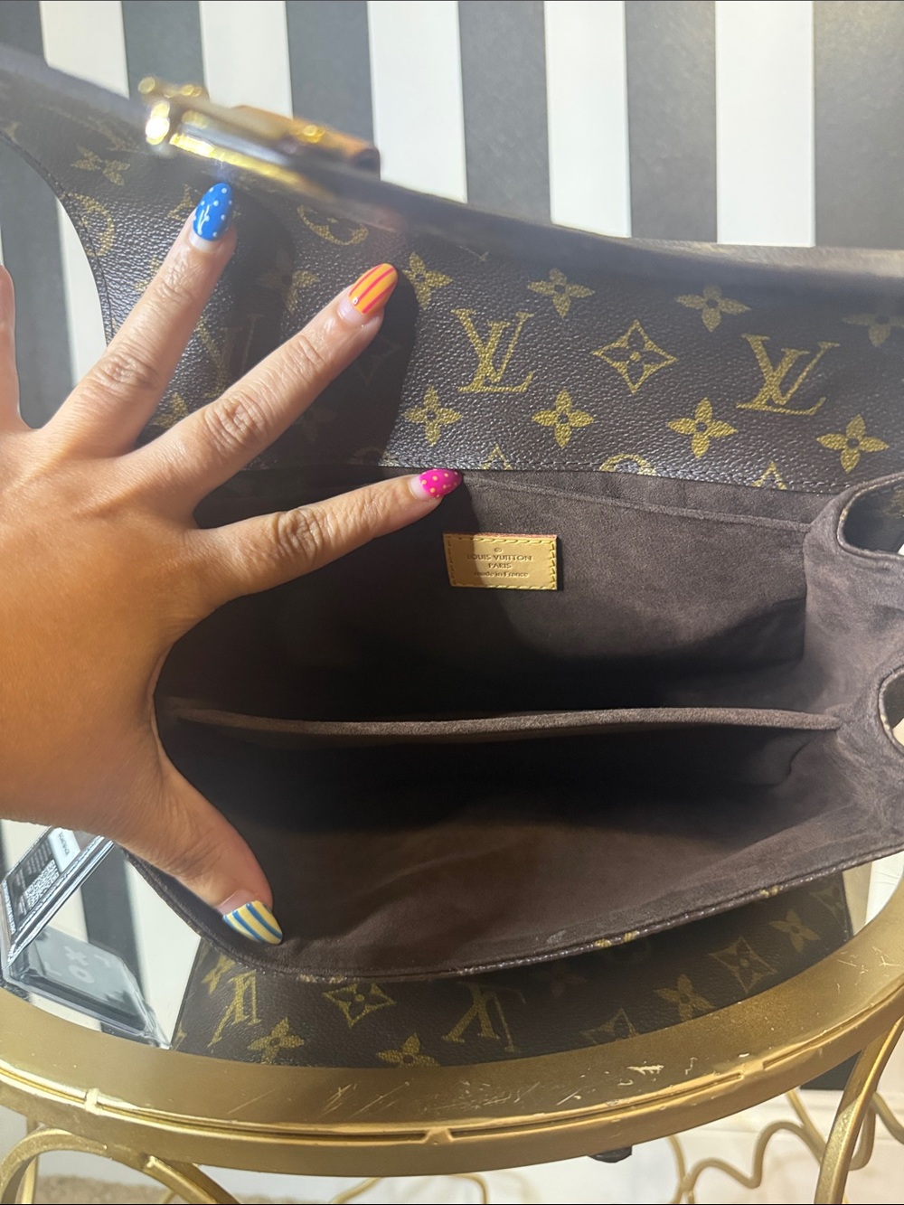 Louis Vuitton Monogram Pochette Metis Bag in Brown with Gold Hardware - Picture 8 of 9